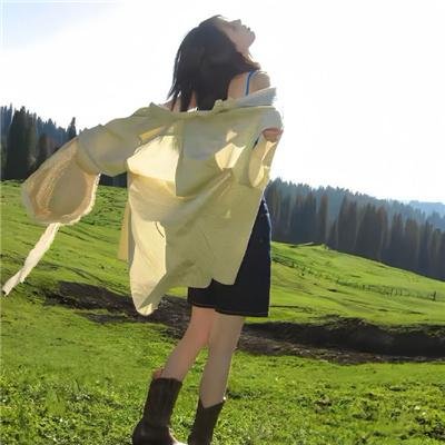 年轻女人